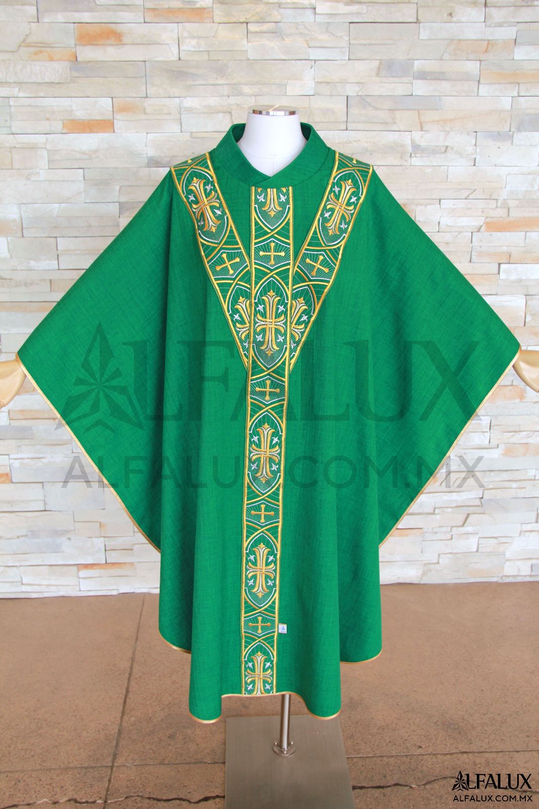 04 IMPERIAL Alfalux Casulla YEE Central Verde Bandera 232